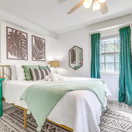 4 Mi To Jensen Beach Park Family Home With Pool!